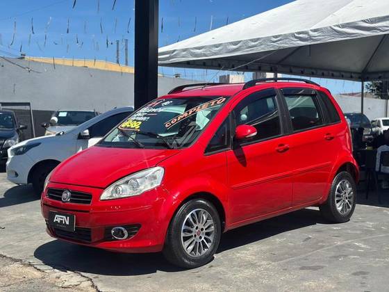 FIAT IDEA 1.6 MPI ESSENCE 16V FLEX 4P MANUAL FIAT IDEA 1.6 MPI ESSENCE 16V FLEX 4P MANUAL